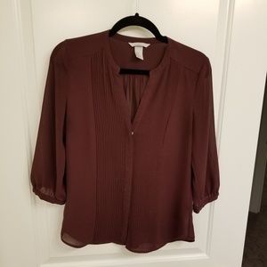 H&M plum 3/4 sleeve blouse. Size 8
